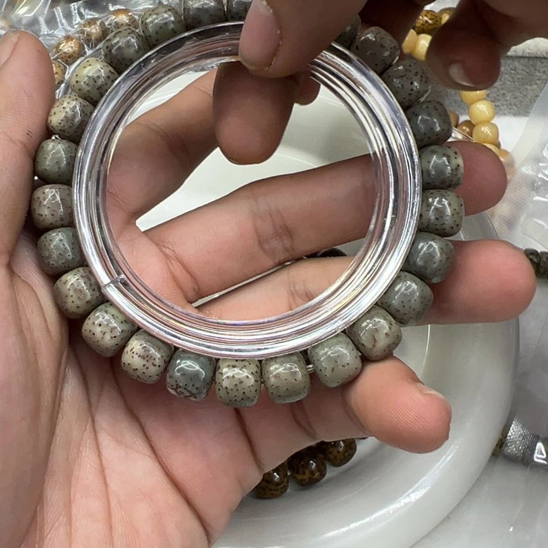 手串星月菩提45尽头绿包白星月菩提单圈9左右