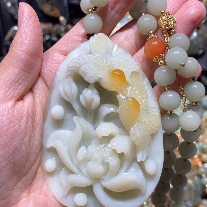 岫玉毛衣链未镶嵌开*