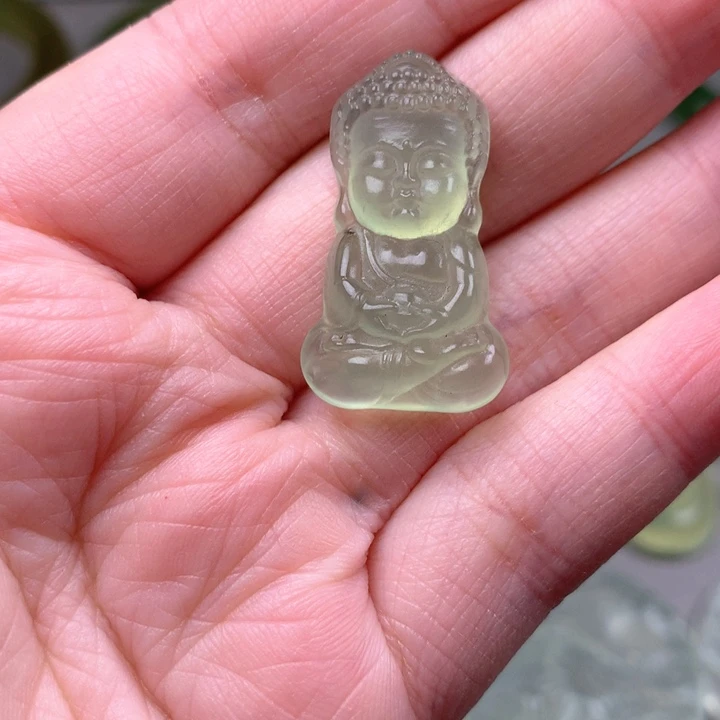 蛇纹石玉未镶嵌颈饰岫玉