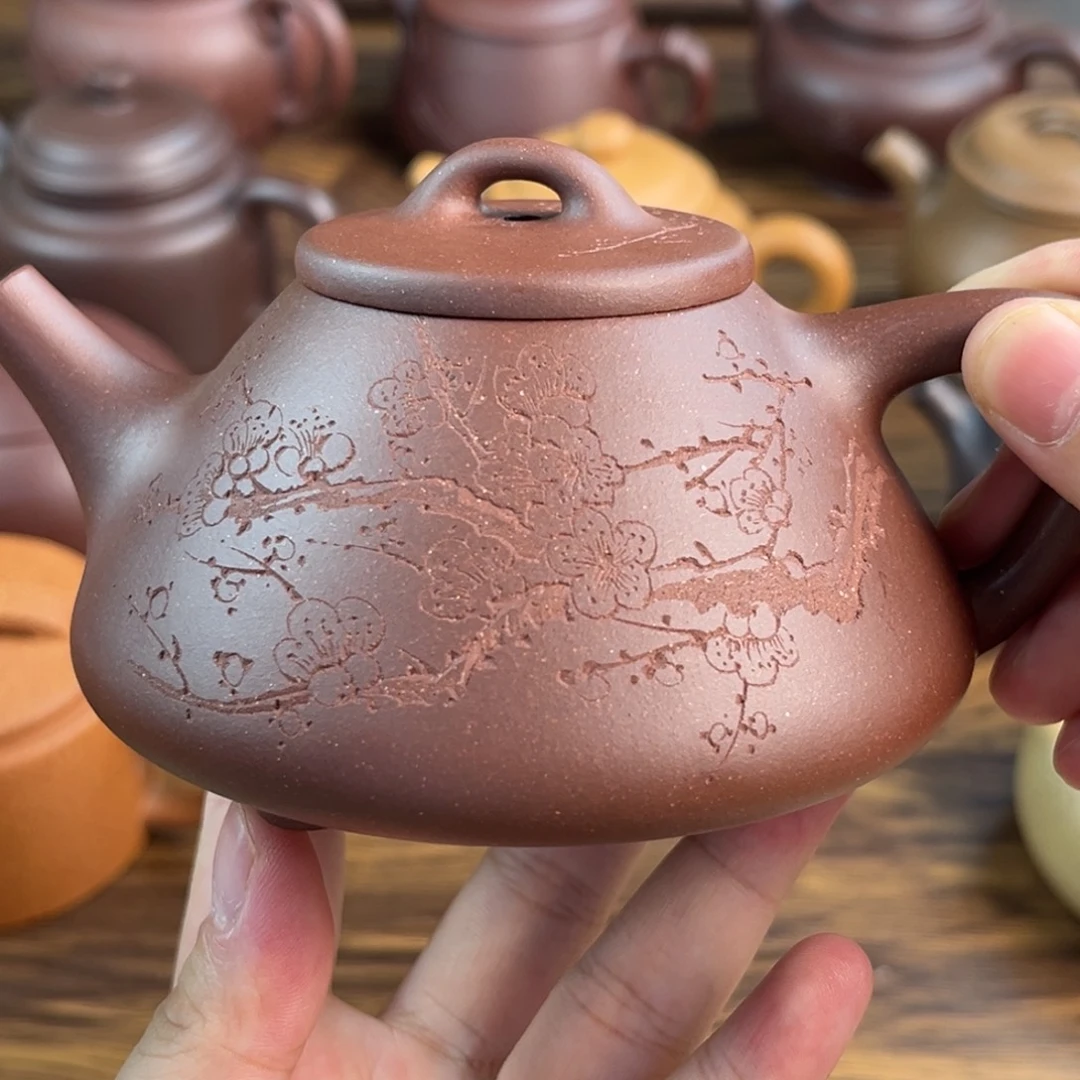 紫砂茶壶手工制作工艺精湛