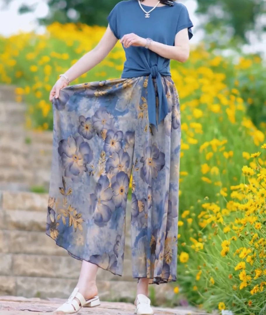 大码女士宽松显瘦洋气大摆遮肉大方休闲冰冰凉裤裙