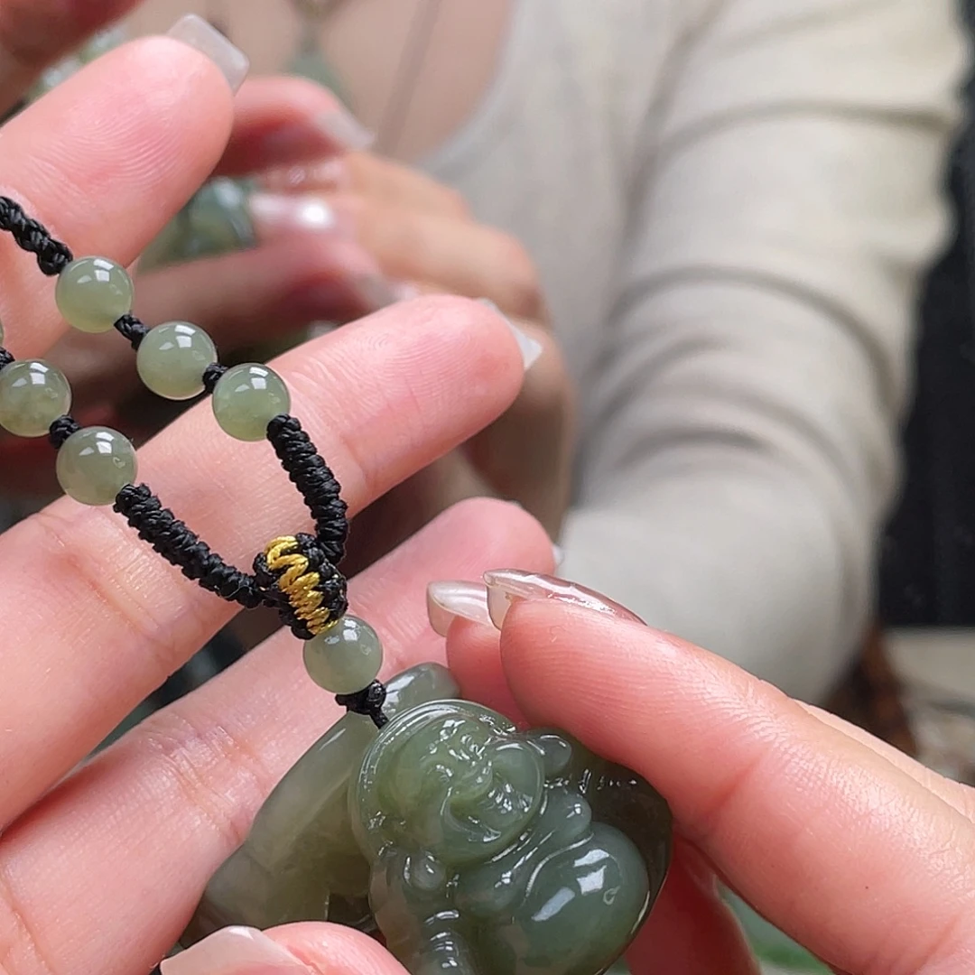 和田玉未镶嵌颈饰25佛