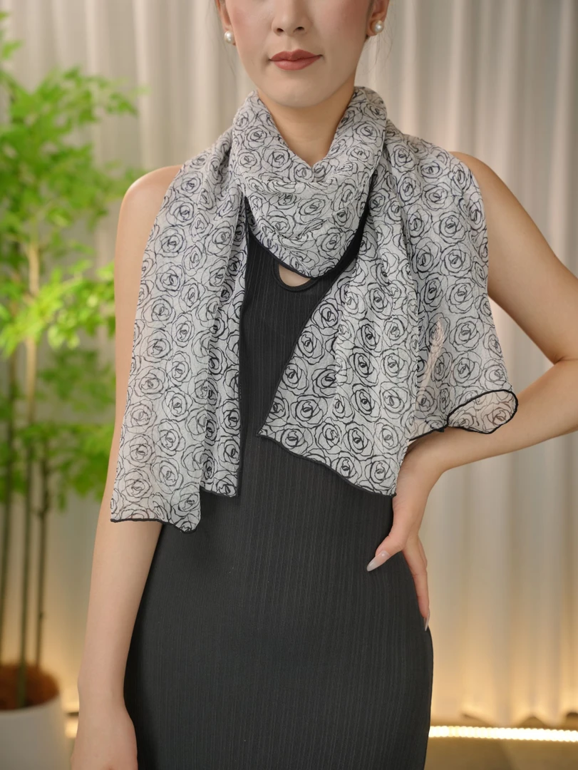 薄款大丝巾黑白玫瑰100%桑蚕丝约165*65cm女夏天百搭桑蚕丝披肩