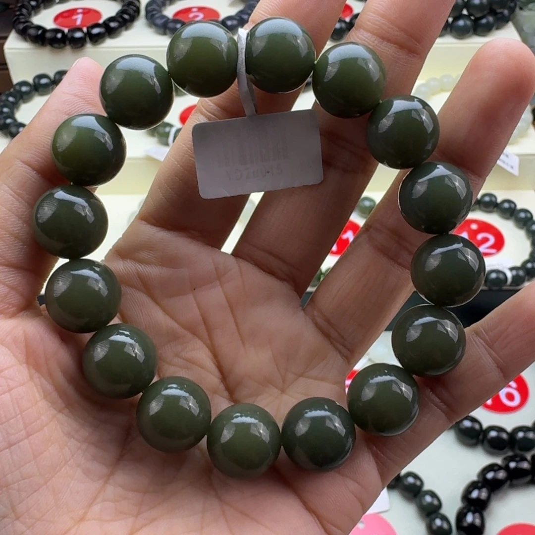 和田玉未镶嵌手串