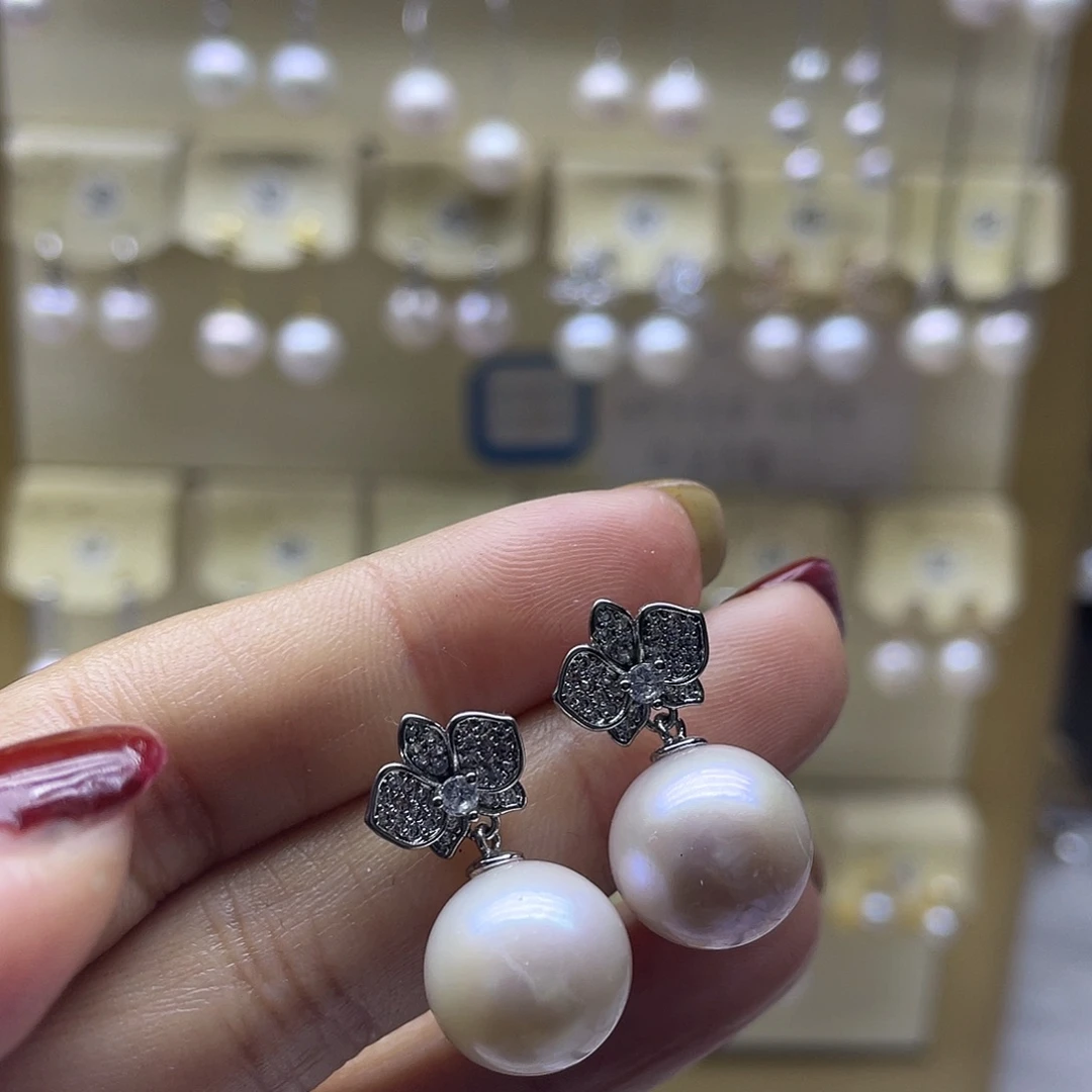 银S925镶嵌淡水珍珠耳饰