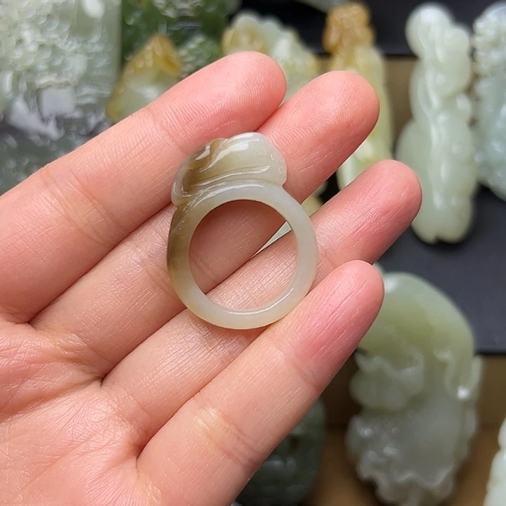 仨***宝和田玉未镶嵌挂件