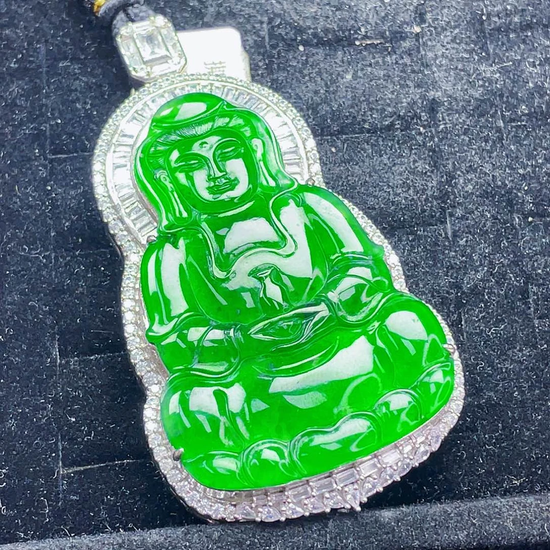 翡翠未镶嵌颈饰12
