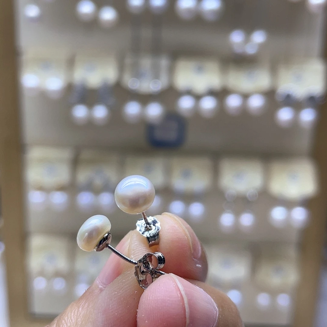 银S925镶嵌耳饰淡水珍珠