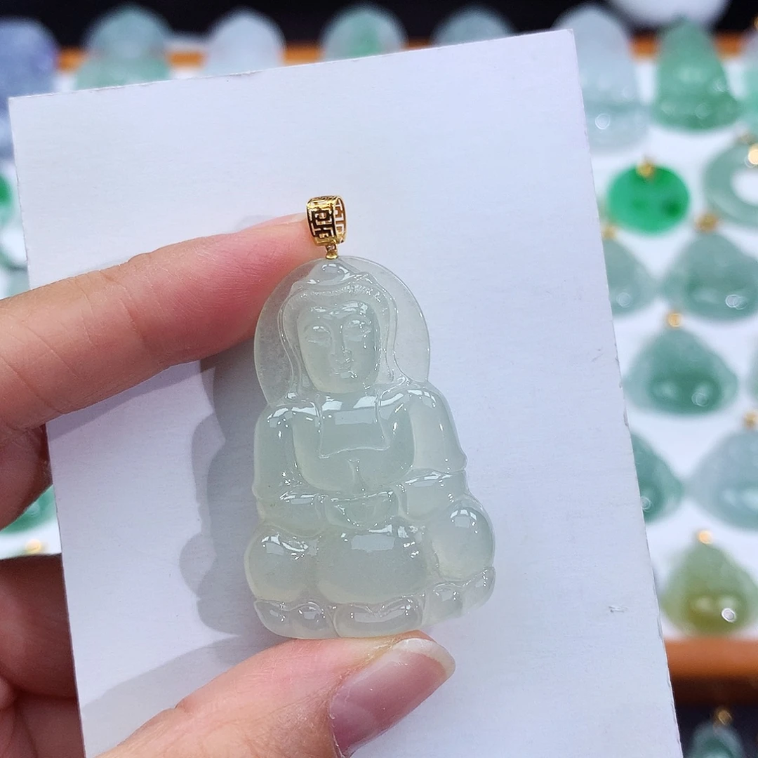 翡翠18K金镶嵌颈饰翡翠吊坠