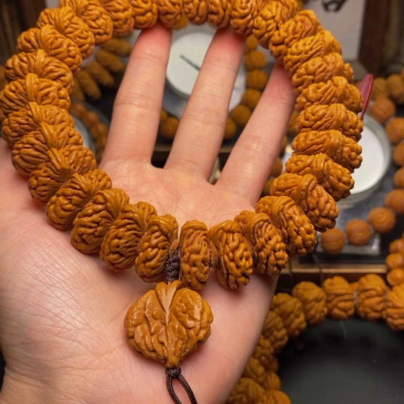 【闪购商品】桃核手串亮*仔龙文桃核