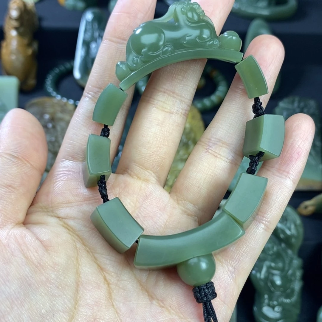 鸿***头手链未镶嵌岫岩老玉（透闪石质玉）