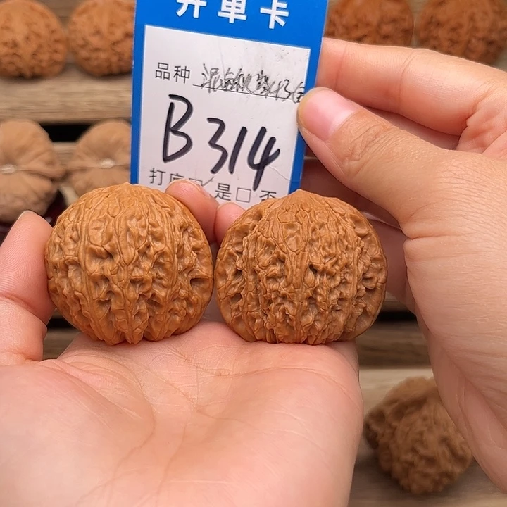 吊坠文玩核桃全品泥鳅背43