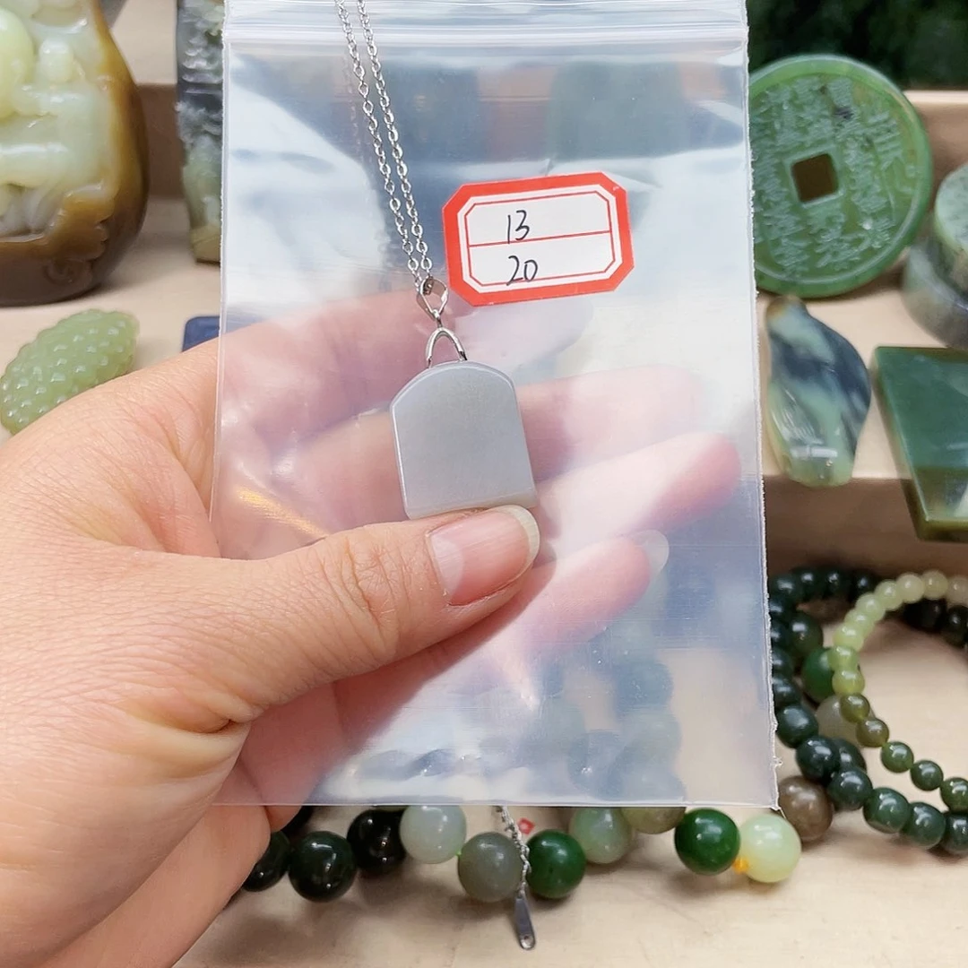 未镶嵌和田玉挂件