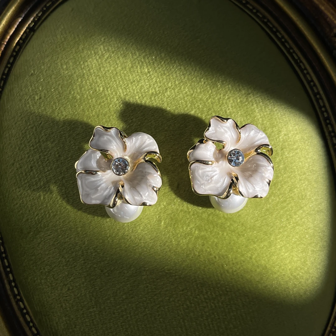 铜合金耳饰 【a1074】  精致优雅复古耳钉耳饰百搭气质花朵