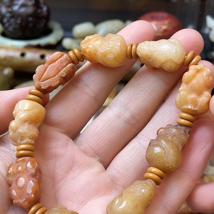 和田玉（糖玉）未镶嵌颈饰