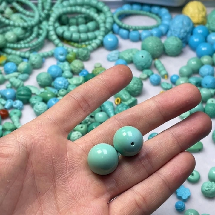 非金属卡17绿色圆珠两个