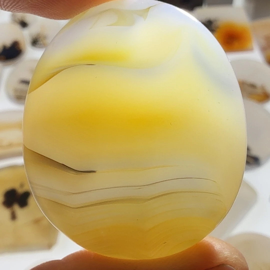 玛瑙/玉髓未镶嵌珠宝半成品