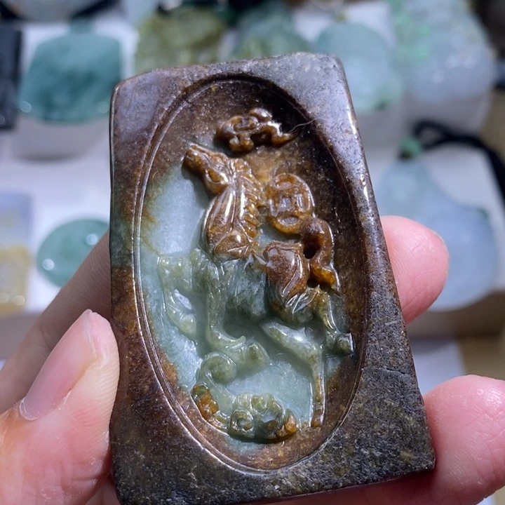 【闪购商品】颈饰未镶嵌翡翠马