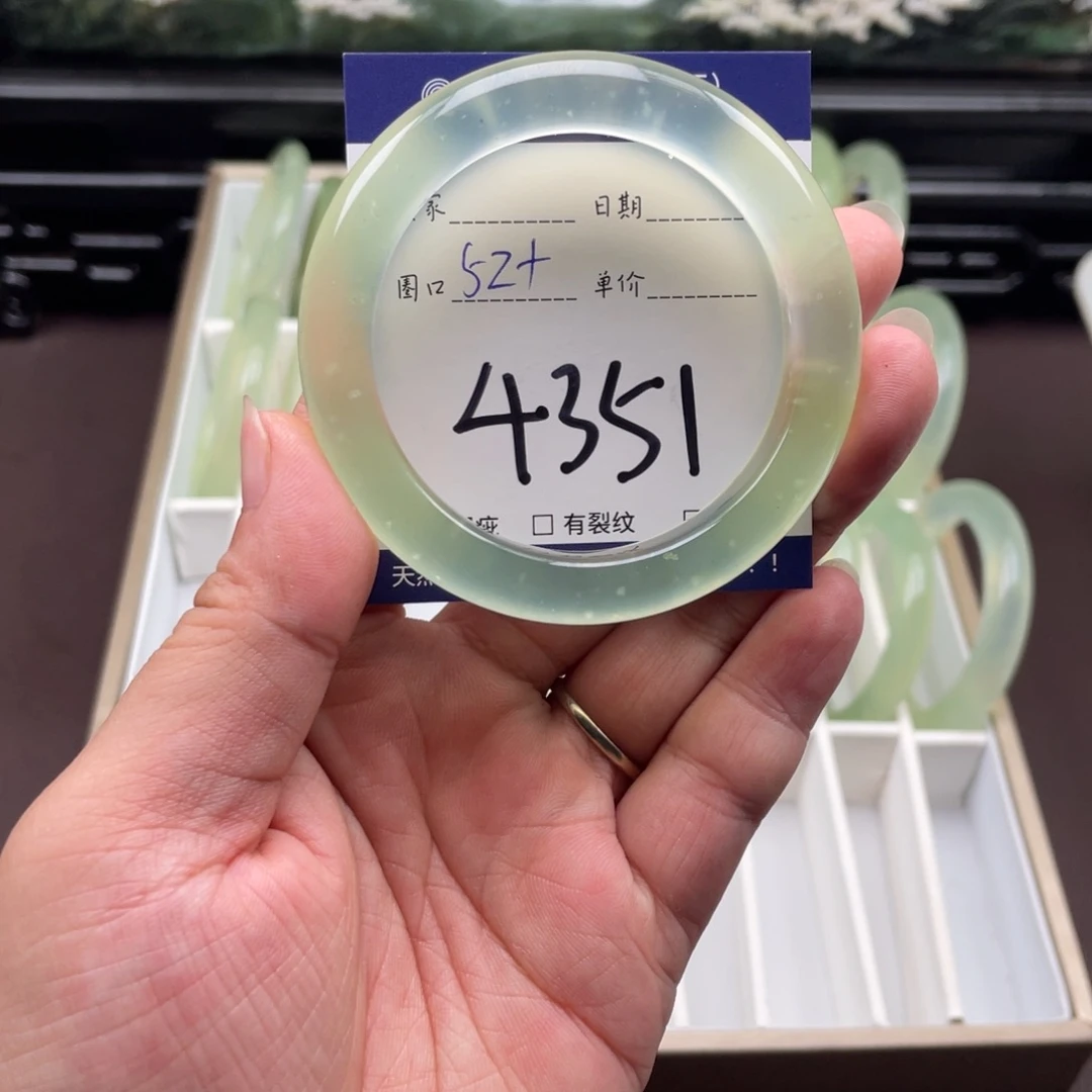 未镶嵌岫玉手镯手镯