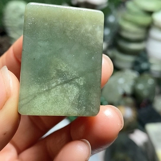 未镶嵌和田玉（糖玉）珠宝半成品