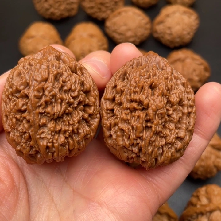 *****文玩核桃吊坠大蒜头38尺