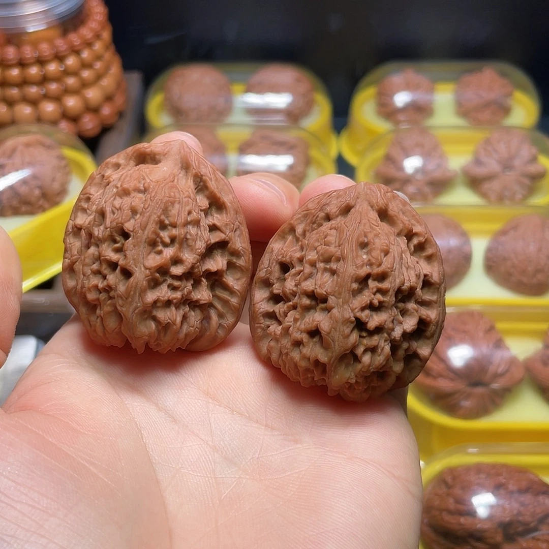 哈***哈吊坠桃核43尺南疆石