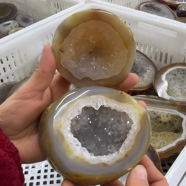 水晶珠宝半成品未镶嵌聚宝盆