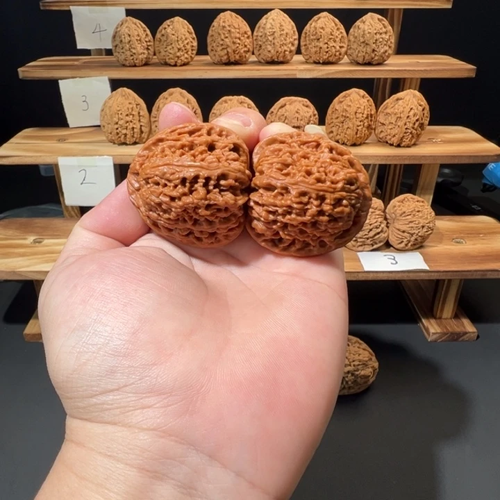 吊坠桃核南疆石拉丝纹尺寸42