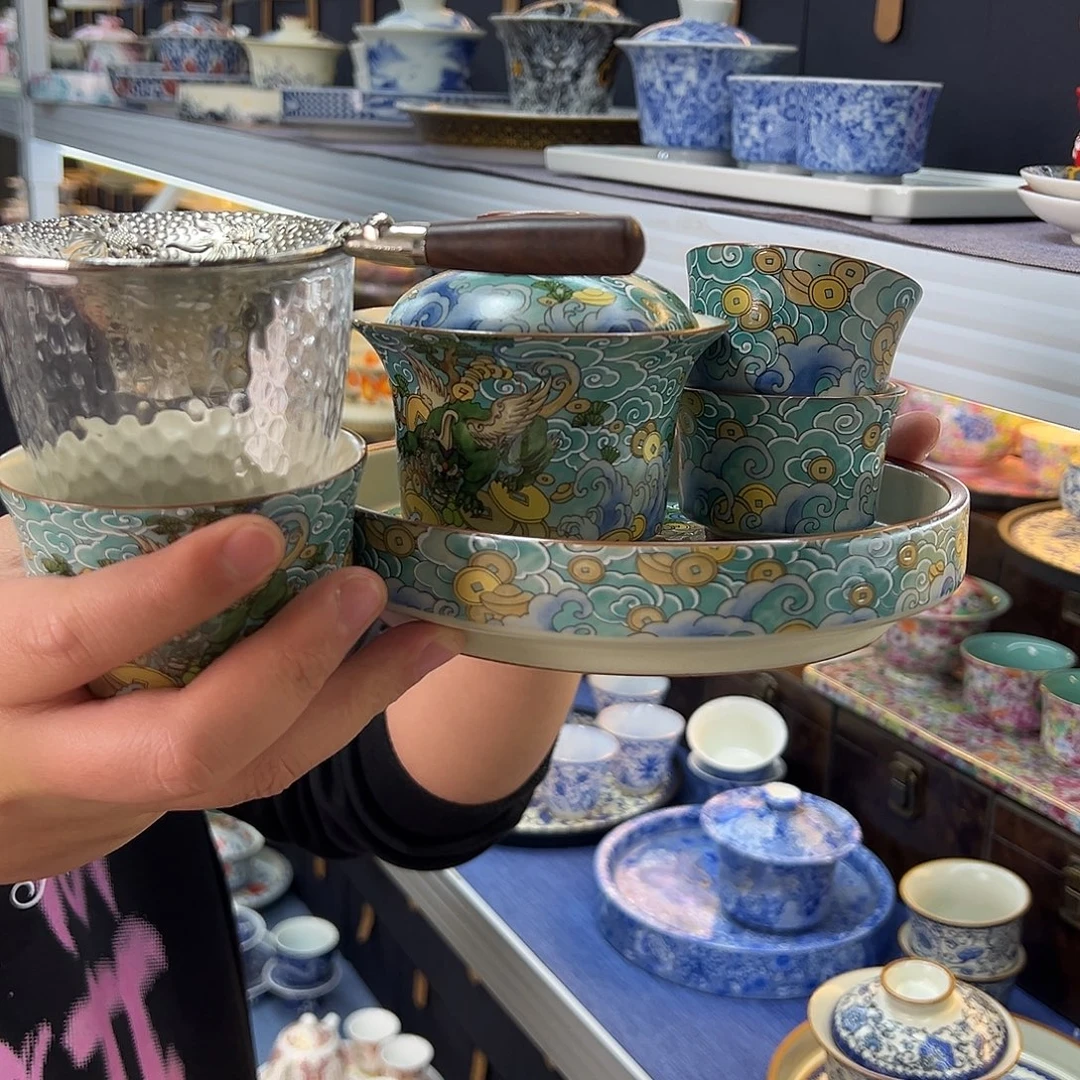 我们的目标是成为一个优秀的人