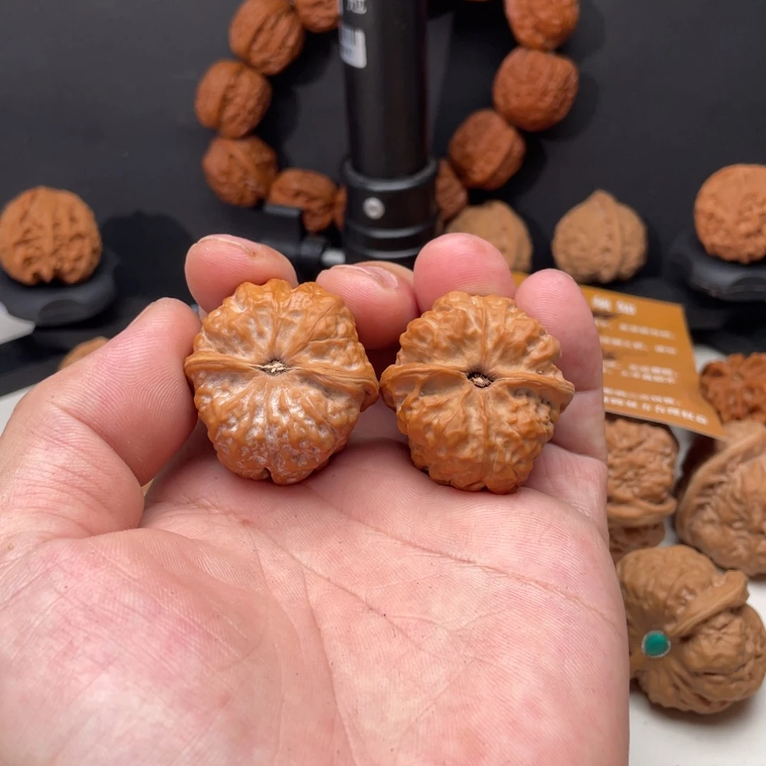 把件文玩核桃I****肉蛤蟆35