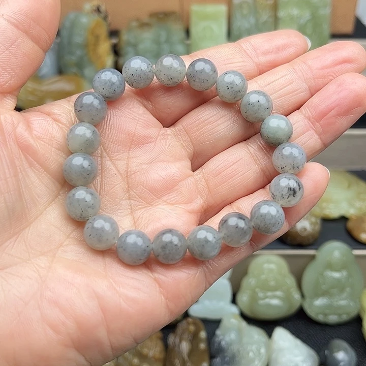 和田玉（糖玉）未镶嵌手链