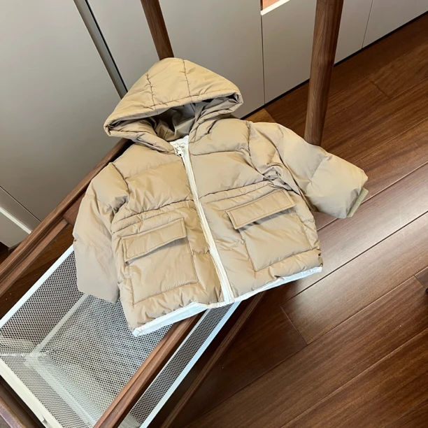 【编号K388】8808-14-儿童拼色包边连帽棉服卡其色-SC