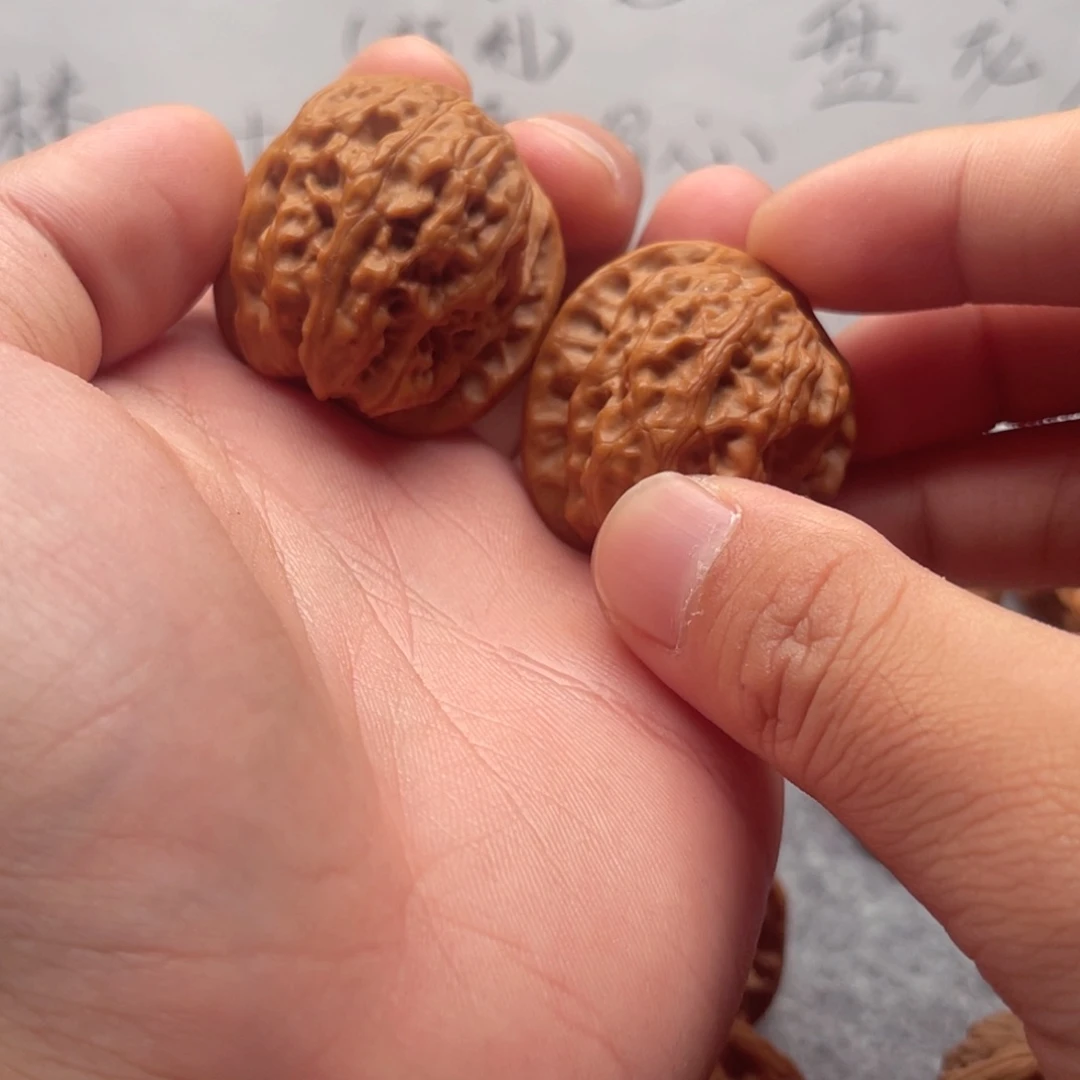 核桃昌闷异性（霸王别姬）