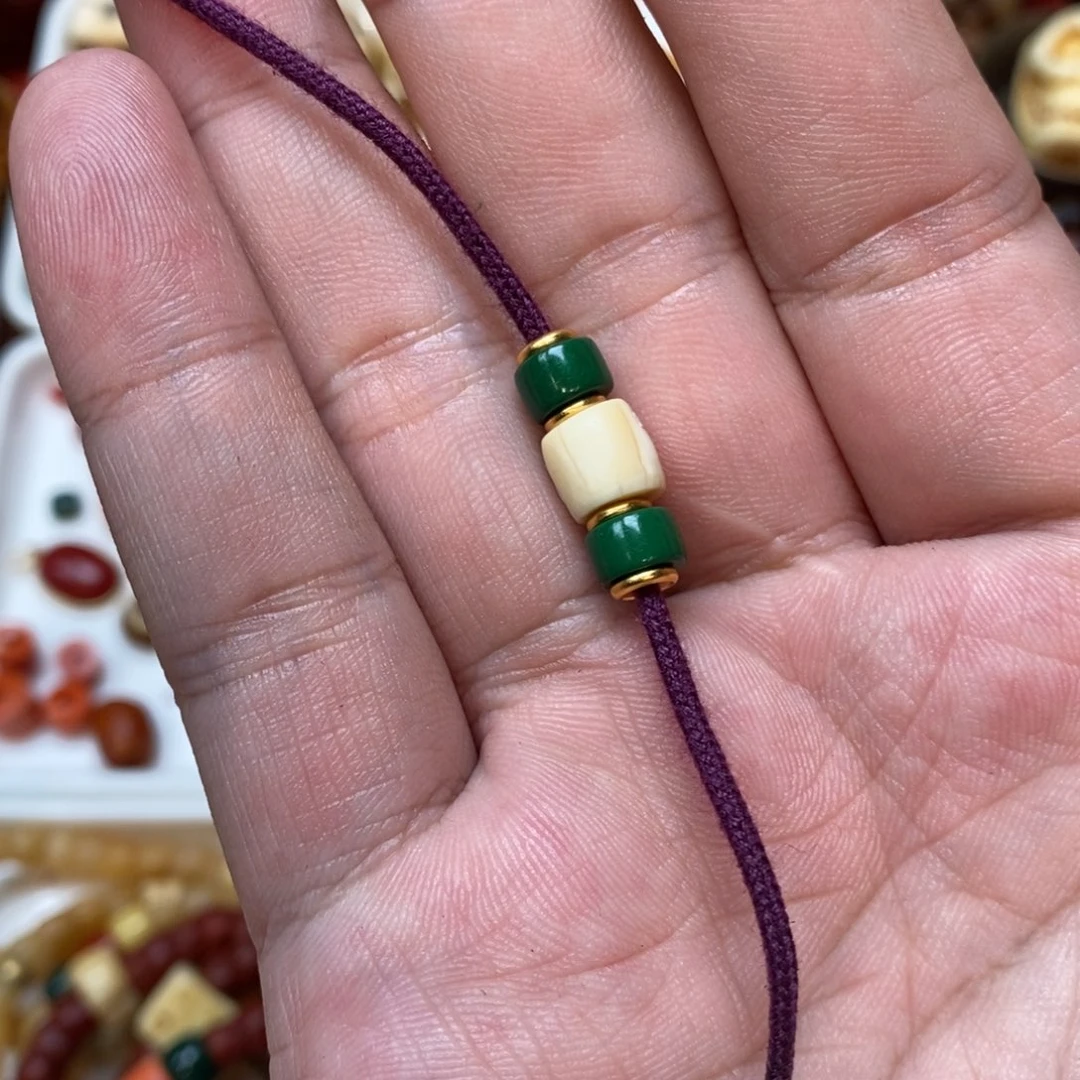 M***…琉璃/树脂/塑料类