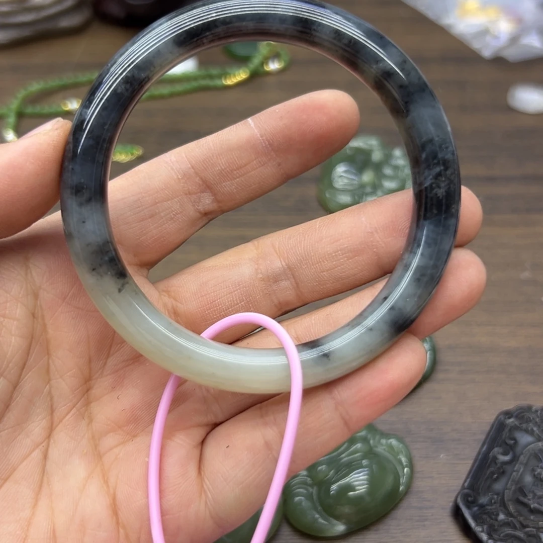 和田玉未镶嵌手镯61.6圈围205