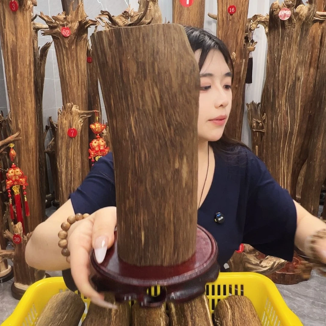 沉香碎屑沉香沉香原料