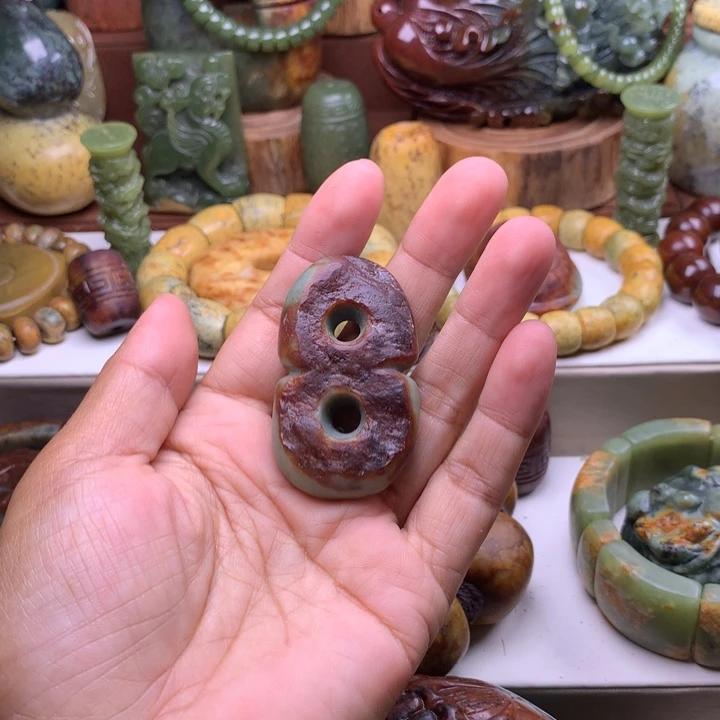 ****️岫岩河磨玉（透闪石质玉）未镶嵌挂件