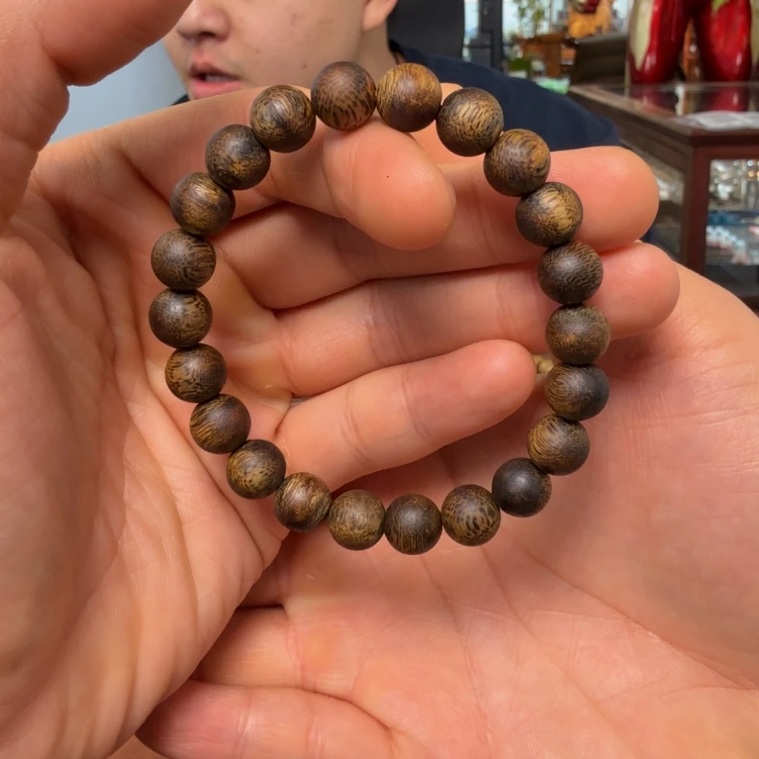 手串沉香超高等级 99沉水浮 9mm圆珠