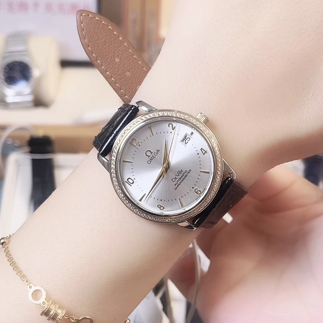 95新 Omega/欧米茄 07887/蝶飞/女士石英表/34盘/带扣后配/后钻