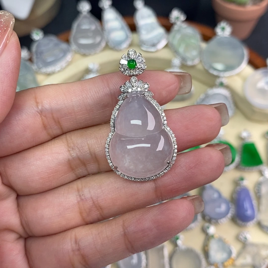 释***～翡翠18K金镶嵌颈饰A货翡翠