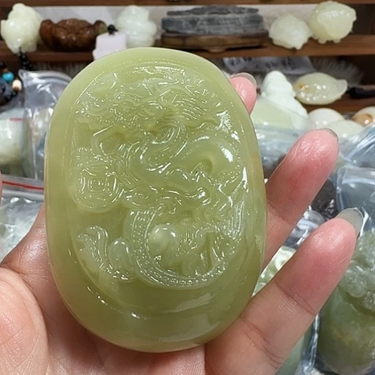 神***姥砖雕石头手把件石头手把件