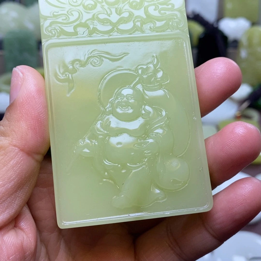 和田玉未镶嵌颈饰