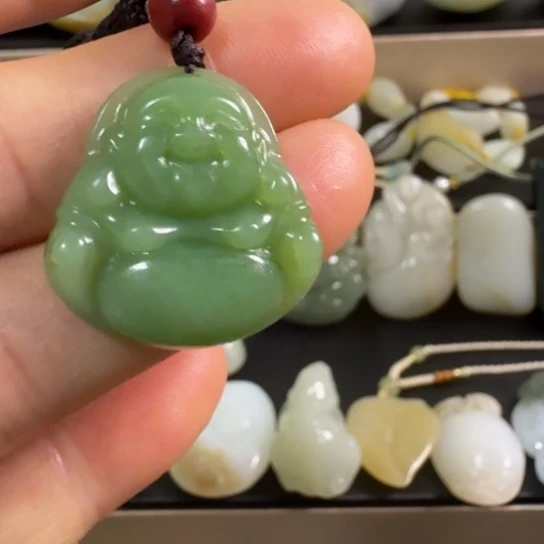 和田玉（糖玉）未镶嵌颈饰