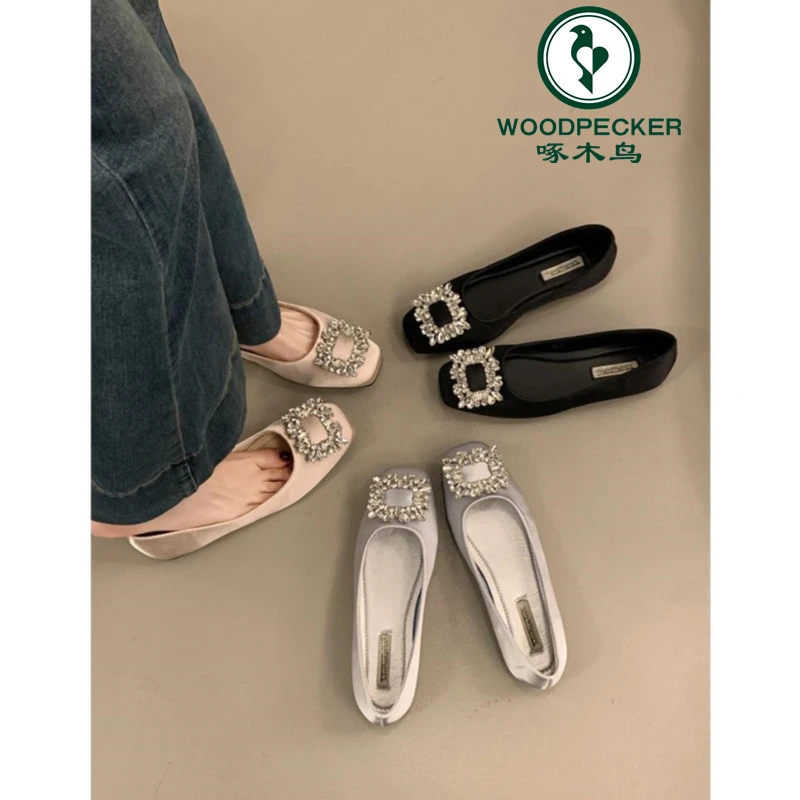 啄木鸟法式平底水钻浅口单鞋女2025春夏季新款通勤缎面温柔晚晚鞋