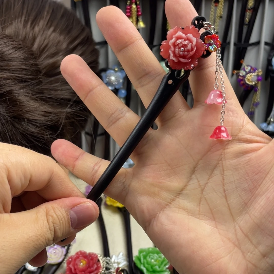 木质非金属18厘米黑檀木单簪双面牡丹花