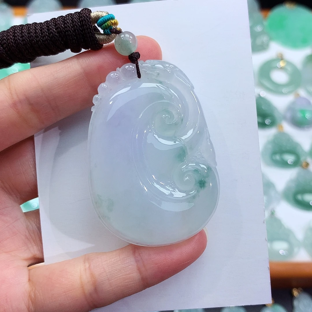 翡翠未镶嵌颈饰翡翠吊坠