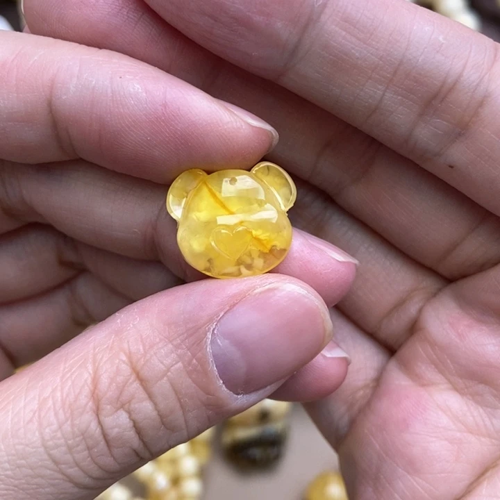 未镶嵌琥珀珠宝奇石9