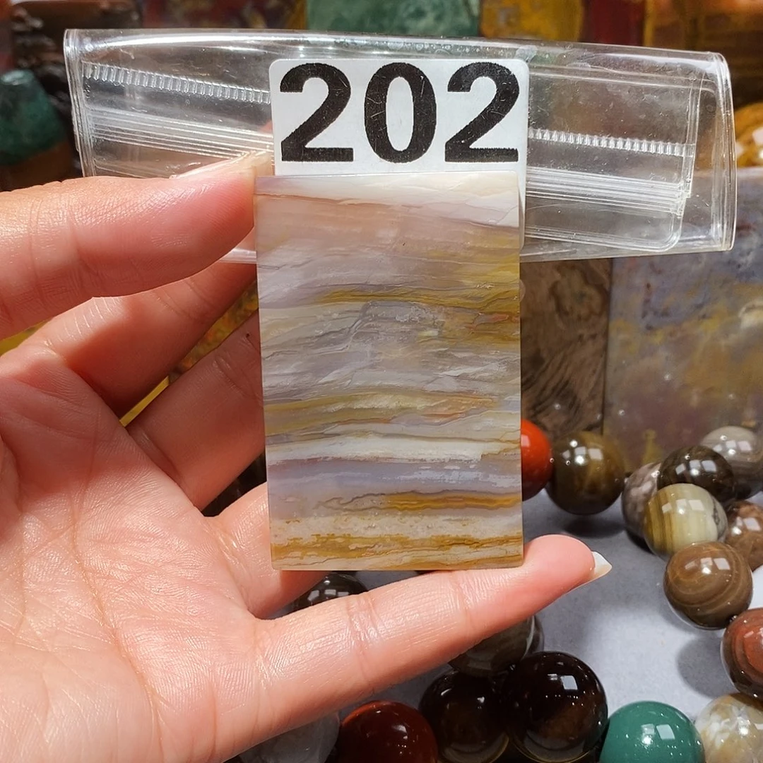 未镶嵌天然北票硅化玉吊坠硅化玉