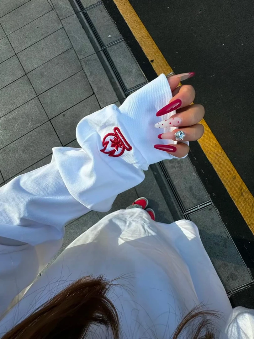 小火苗刺绣卫衣女秋冬美式高街情侣装长袖t恤宽松内搭打底衫上衣