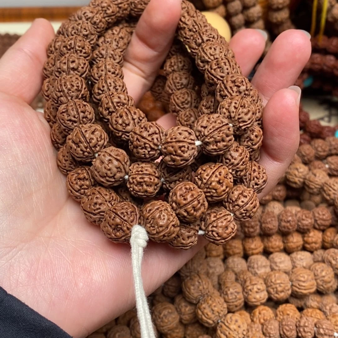 金刚菩提吊坠我***纯血老树王12母树